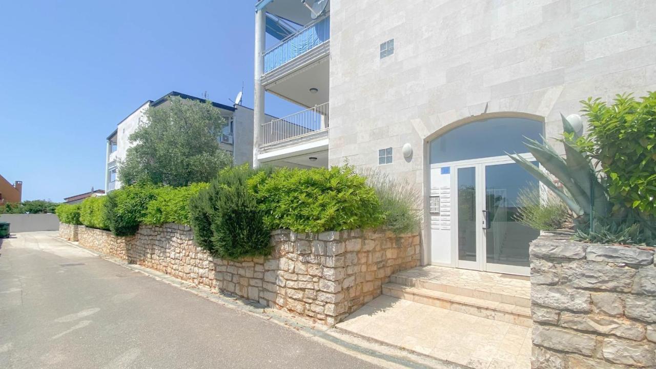 Ferienwohnung Romina Zambratija  Exterior foto